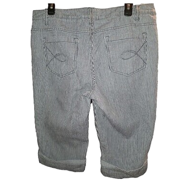 100% cotton Conductor stripe capris - Picture 4 of 16